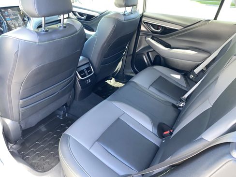 Certified 2025 Subaru Outback Onyx Edition AWD/4WD image 19