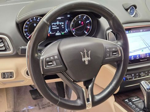 Used 2022 Maserati Ghibli Modena image 35