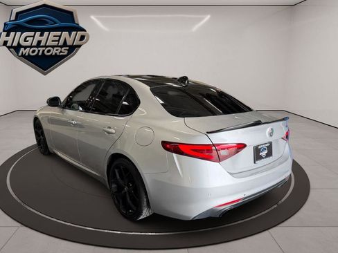 Used 2020 Alfa Romeo Giulia Ti w/ Nero Edizione RWD image 4