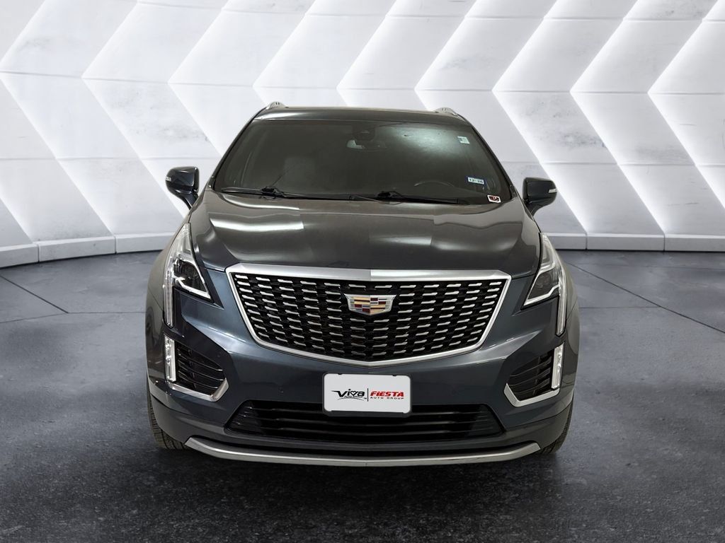 Used 2021 Cadillac XT5 Premium Luxury FWD image 2