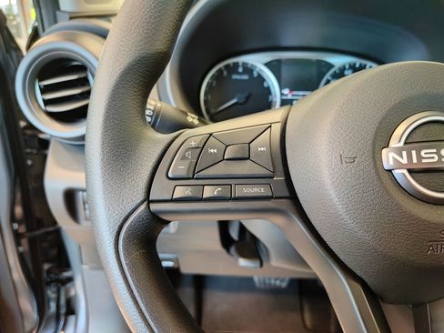 New 2025 Nissan Kicks Play S FWD image 16