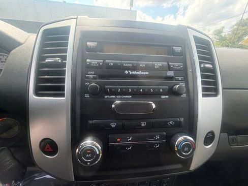 Used 2011 Nissan Frontier PRO-4X w/ Pro-4x Luxury Pkg AWD/4WD image 17