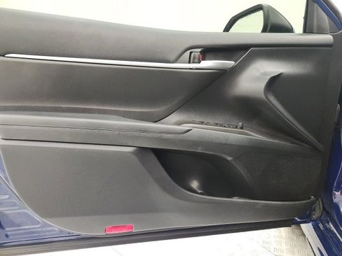 Certified 2023 Toyota Camry SE image 11