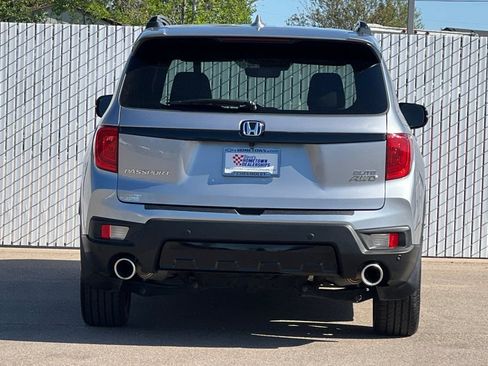 Used 2022 Honda Passport Elite image 5