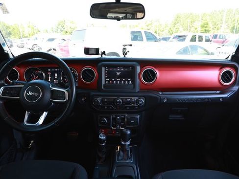 Used 2020 Jeep Wrangler Unlimited Rubicon AWD/4WD image 30