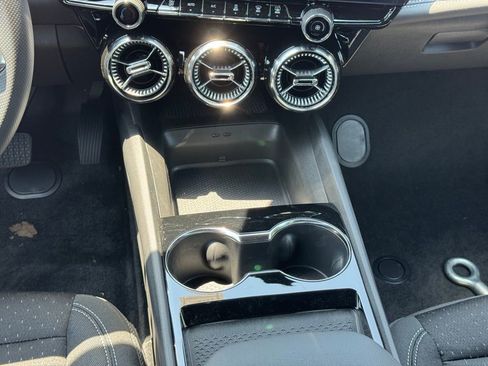 New 2025 Chevrolet Blazer EV LT image 21