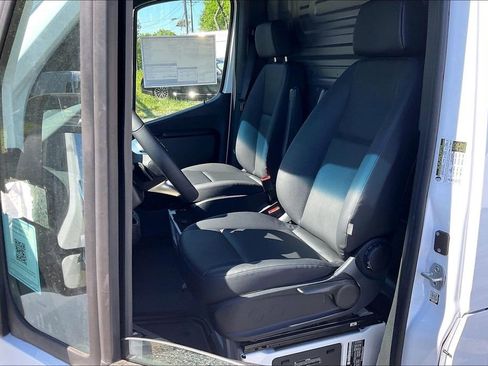 New 2026 Mercedes-Benz Sprinter 2500 image 8