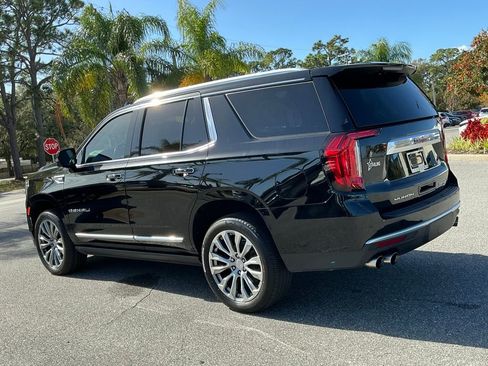 Used 2021 GMC Yukon Denali w/ Denali Premium Package image 6