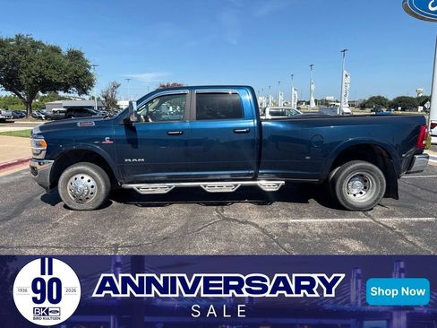 Used 2022 RAM 3500 Laramie AWD/4WD image 1