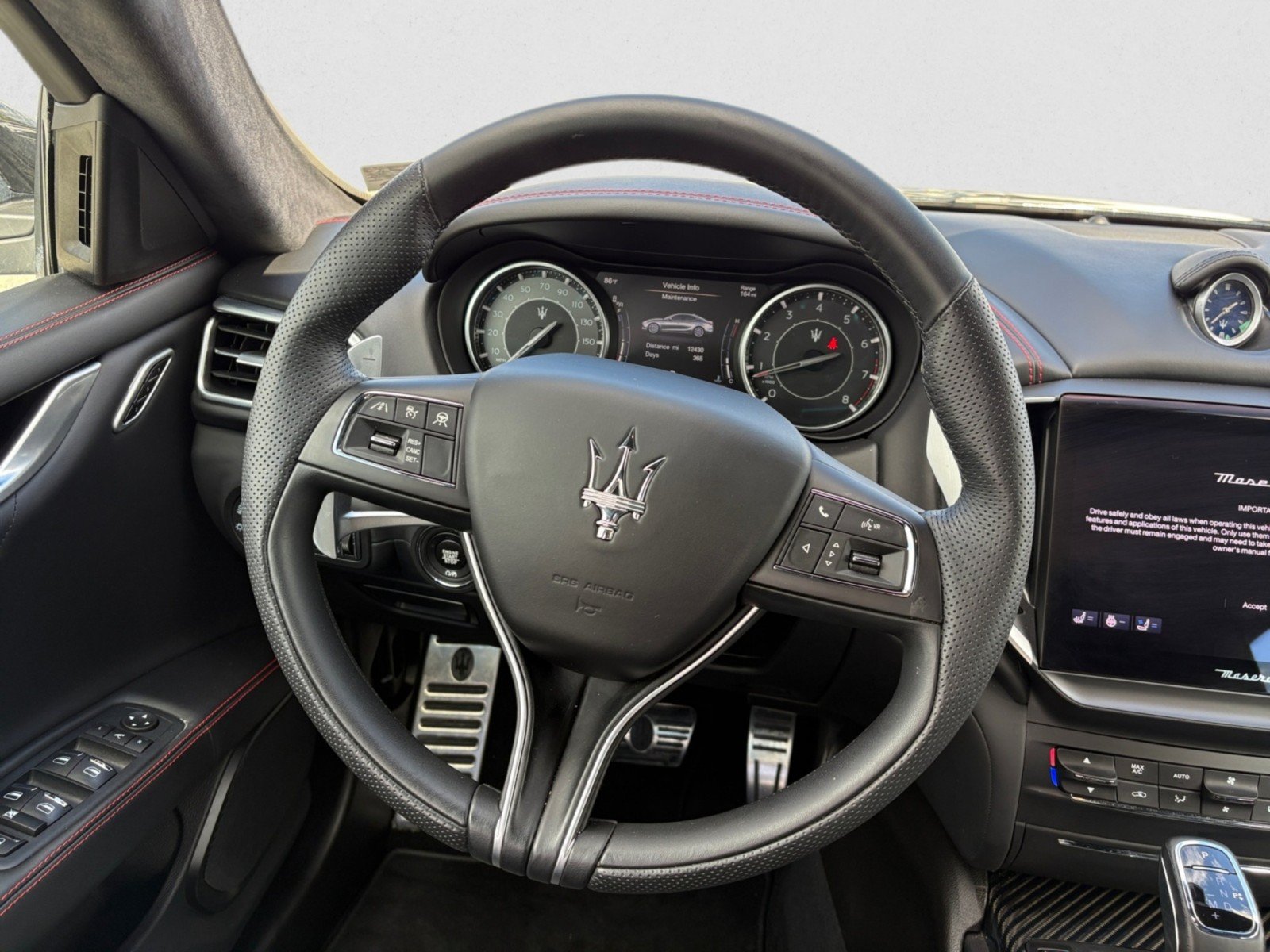Used 2023 Maserati Ghibli Modena Q4 AWD/4WD image 15