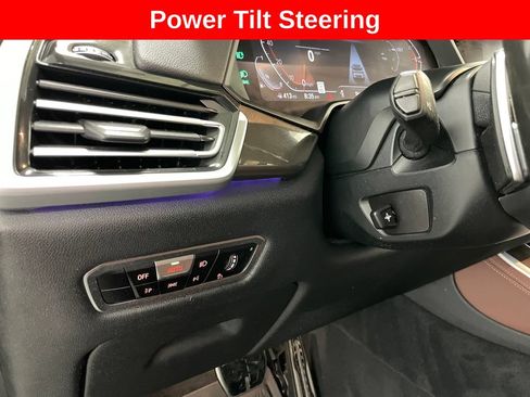 Used 2022 BMW X5 xDrive40i w/ M Sport Package AWD/4WD image 5