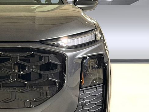 New 2026 Audi Q3 quattro 2.0T image 11