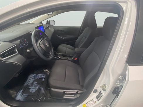 Used 2023 Toyota Corolla LE image 21