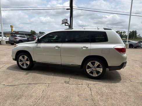 Used 2013 Toyota Highlander Limited FWD image 8