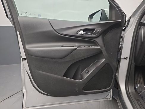 Used 2019 Chevrolet Equinox LT image 24
