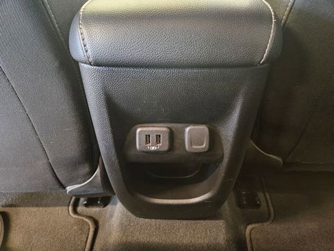 Used 2022 Chevrolet Colorado LT w/ Safety Package AWD/4WD image 20