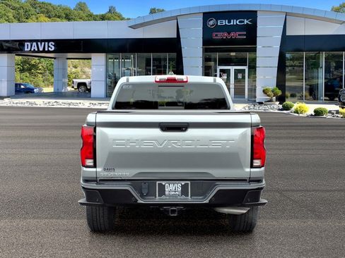 Used 2023 Chevrolet Colorado Z71 w/ Z71 Convenience Package 2 AWD/4WD image 5