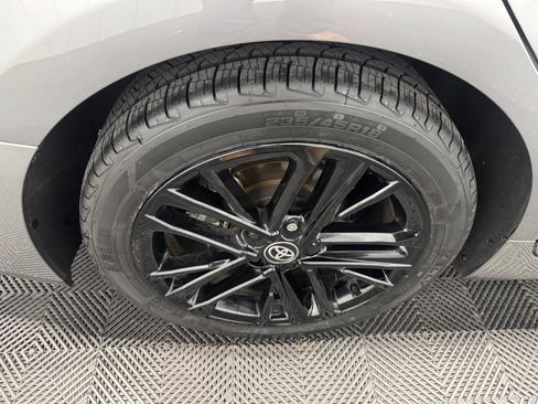 Used 2025 Toyota Camry SE image 45