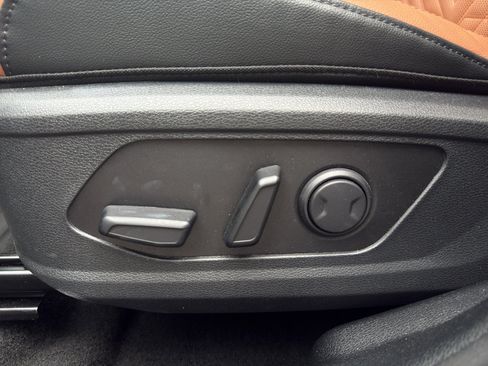 Used 2026 Kia Sportage X-Line w/ X-Line Technology Package image 49