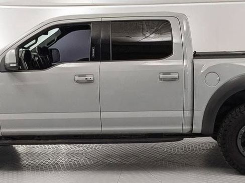 Used 2017 Ford F150 Raptor w/ Equipment Group 802A Luxury AWD/4WD image 5