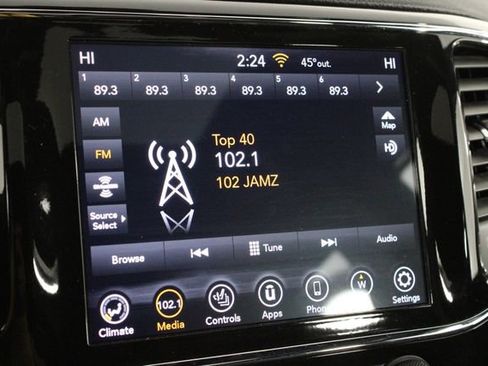 Used 2022 Jeep Grand Cherokee Limited image 33