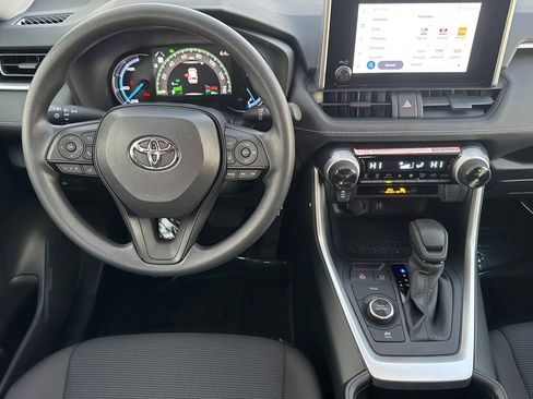 Certified 2025 Toyota RAV4 LE image 18