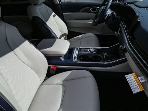 New 2026 Kia Carnival SX Prestige image 11