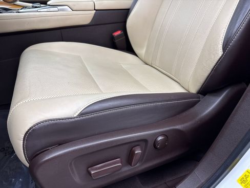 Used 2019 Lexus RX 350 FWD w/ Navigation Package image 36