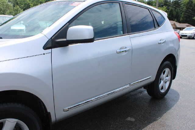 Used 2013 Nissan Rogue S w/ Special Edition Pkg FWD image 42