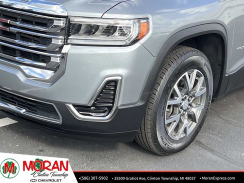 Certified 2023 GMC Acadia SLE w/ Driver Convenience Package image 8