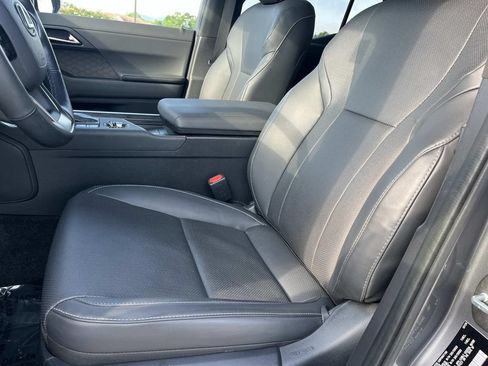 Used 2024 Lexus GX 550 w/ Accessory Package (2T) AWD/4WD image 12