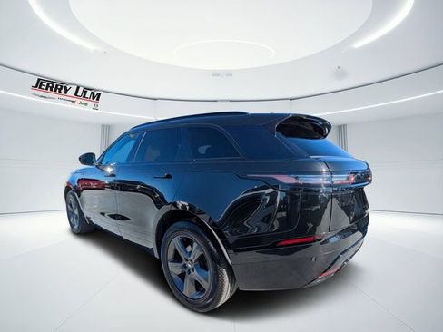 Used 2025 Land Rover Range Rover Velar Dynamic SE image 4