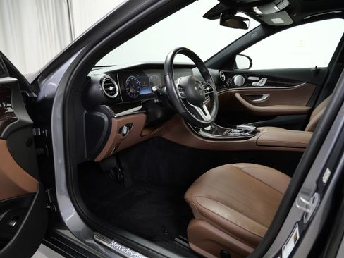 Used 2020 Mercedes-Benz E 350 4MATIC Sedan image 14