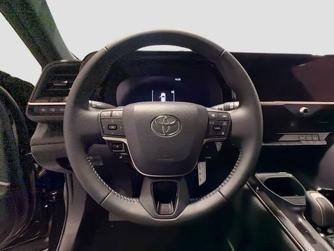 New 2026 Toyota Crown Signia image 9