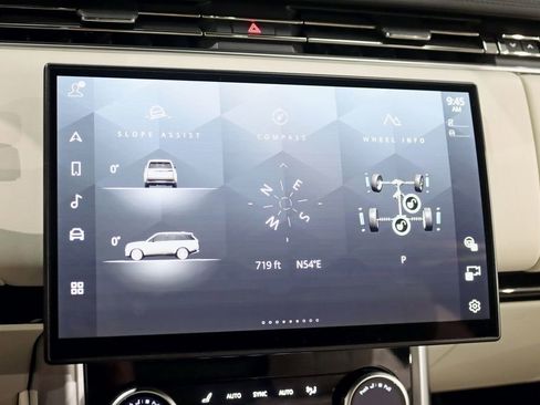 Used 2023 Land Rover Range Rover SE AWD/4WD image 23
