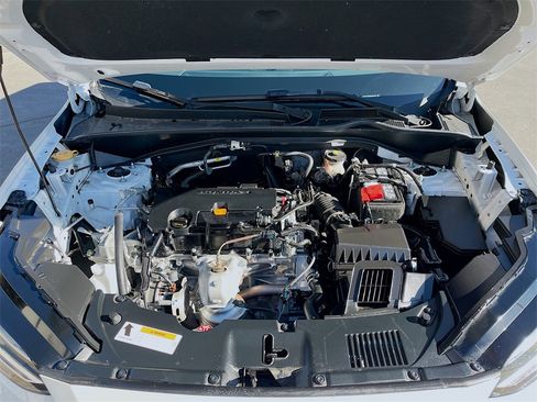 Used 2025 Honda HR-V Sport image 28