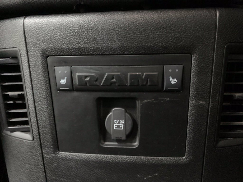 Used 2018 RAM 3500 Laramie AWD/4WD image 11