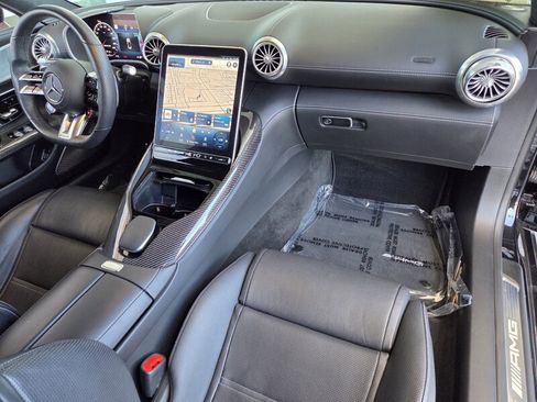 Certified 2022 Mercedes-Benz SL 63 AMG 4MATIC image 19
