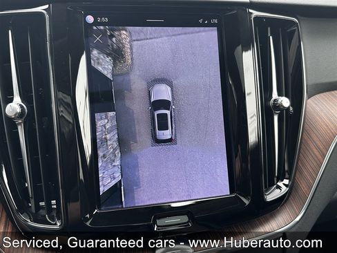 Used 2023 Volvo XC60 B5 Plus AWD/4WD image 26