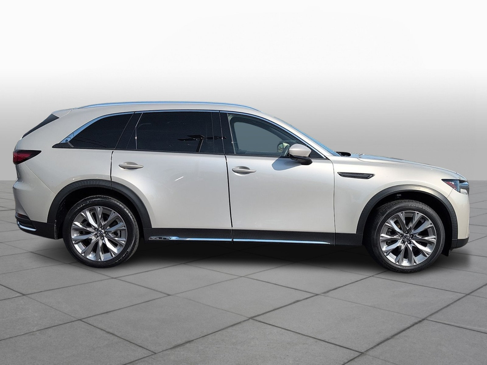 Certified 2024 MAZDA CX-90 3.3 Turbo w/ Premium Plus Pkg AWD/4WD image 8