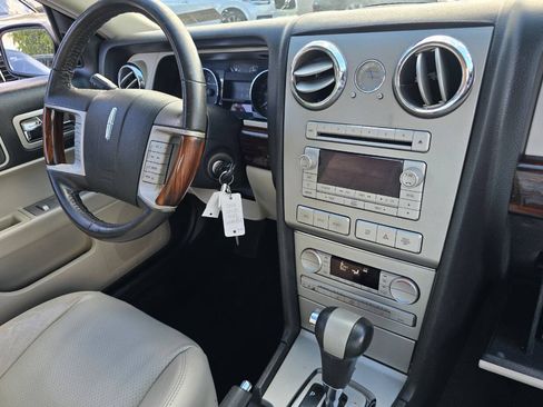 Used 2008 Lincoln MKZ FWD image 30