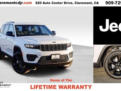 New 2025 Jeep Grand Cherokee Altitude