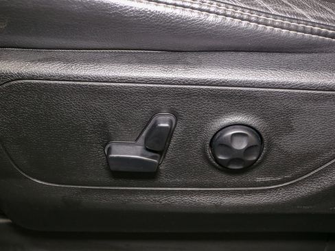 Used 2020 RAM 1500 Sport w/ Leather & Sound Group image 49