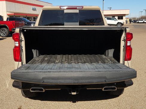 Used 2022 Chevrolet Silverado 1500 LT Trail Boss w/ LT Trail Boss Premium Package image 11