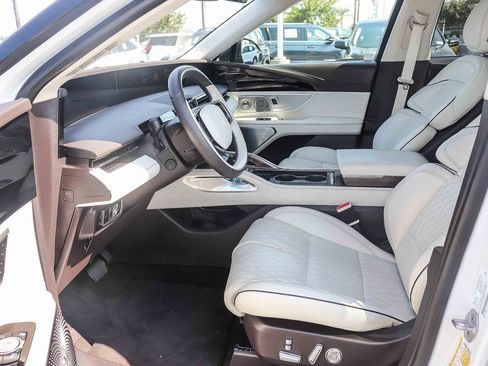 Used 2024 Lincoln Nautilus Black Label w/ Jet Appearance Package (87T) AWD/4WD image 18