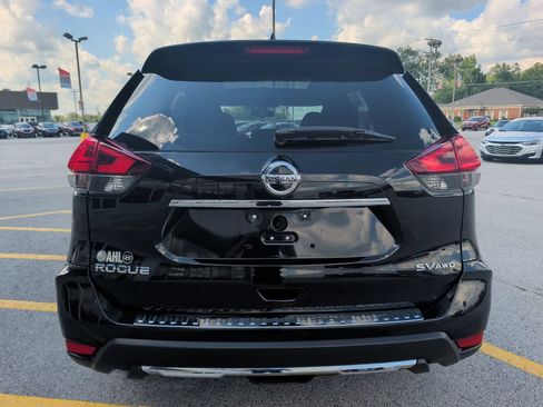 Used 2017 Nissan Rogue SV AWD/4WD image 6