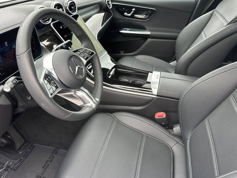 Certified 2025 Mercedes-Benz GLC 300 image 10