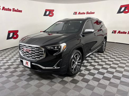 Used 2018 GMC Terrain Denali w/ Advanced Safety Package FWD image 2