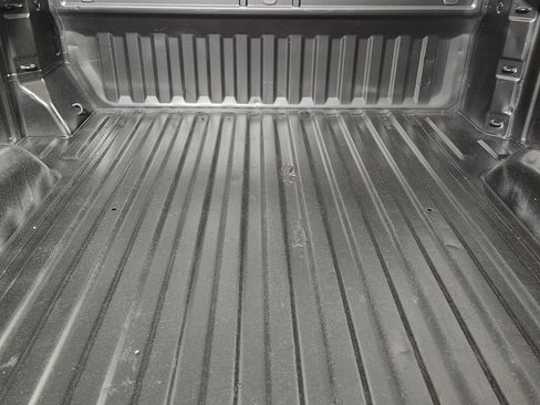 Used 2021 Chevrolet Silverado 2500 LT w/ Z71 Off-Road Package image 36