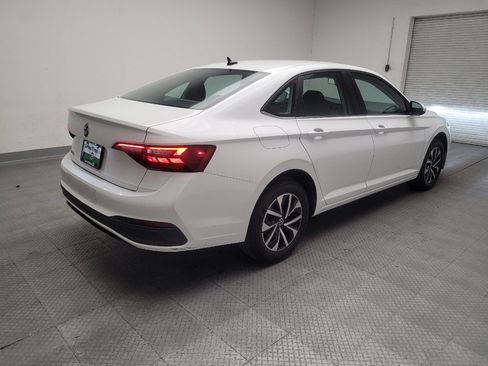 Used 2022 Volkswagen Jetta S image 9